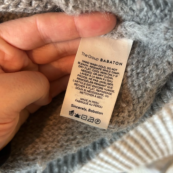 XXS Aritzia Day Off Turtleneck - Gray - Picture 4 of 6